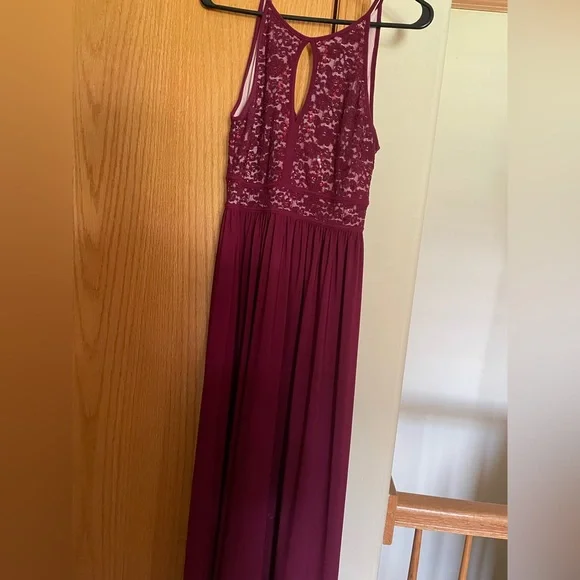 Night Way Collections | Dresses | Nightway Floor Length Maroon Formal Gown Size 4p Worn One Time | Poshmark Night Way Collections | Dresses | Nightway Floor Length Maroon Formal Gown Size 4p Worn One Time | Poshmark